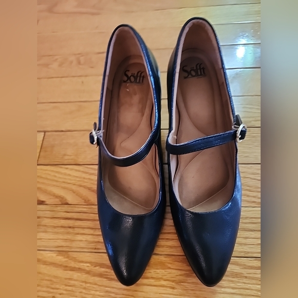 Sofft Shoes - SOFFT Leslie Women's  Black Mary Jane Leather Heels